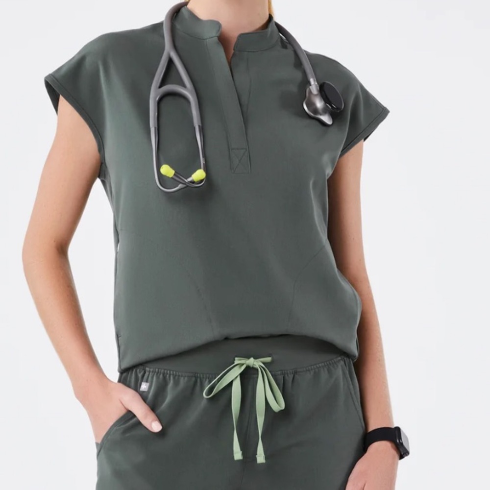 Rafaela Oversized Scrub Top in Bonsai